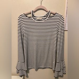 Altar’d State Size Small Long Sleeve Top